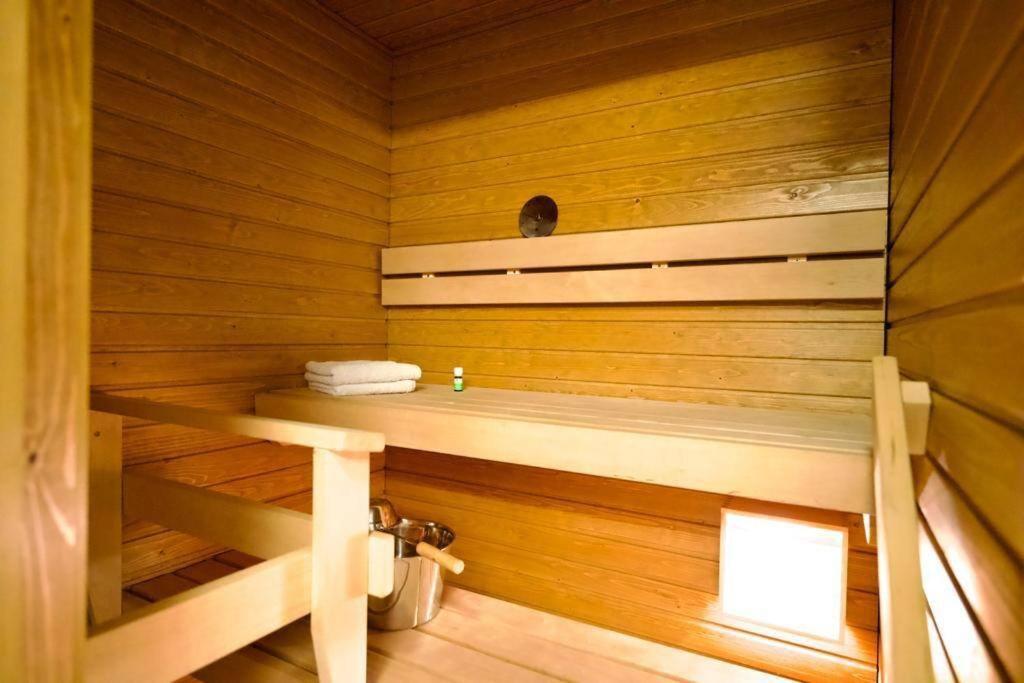 1Br Suite - King Size Bed - Wi-Fi - Gym & Sauna Rovaniemi Exterior photo
